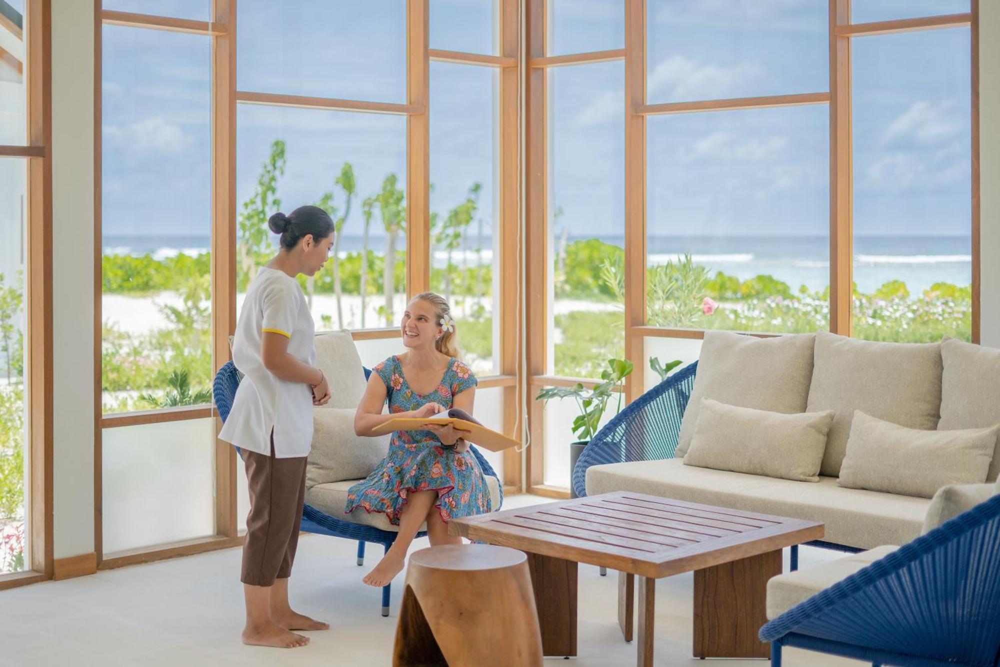 מאלה Joy Island Maldives All Inclusive Resort מראה חיצוני תמונה