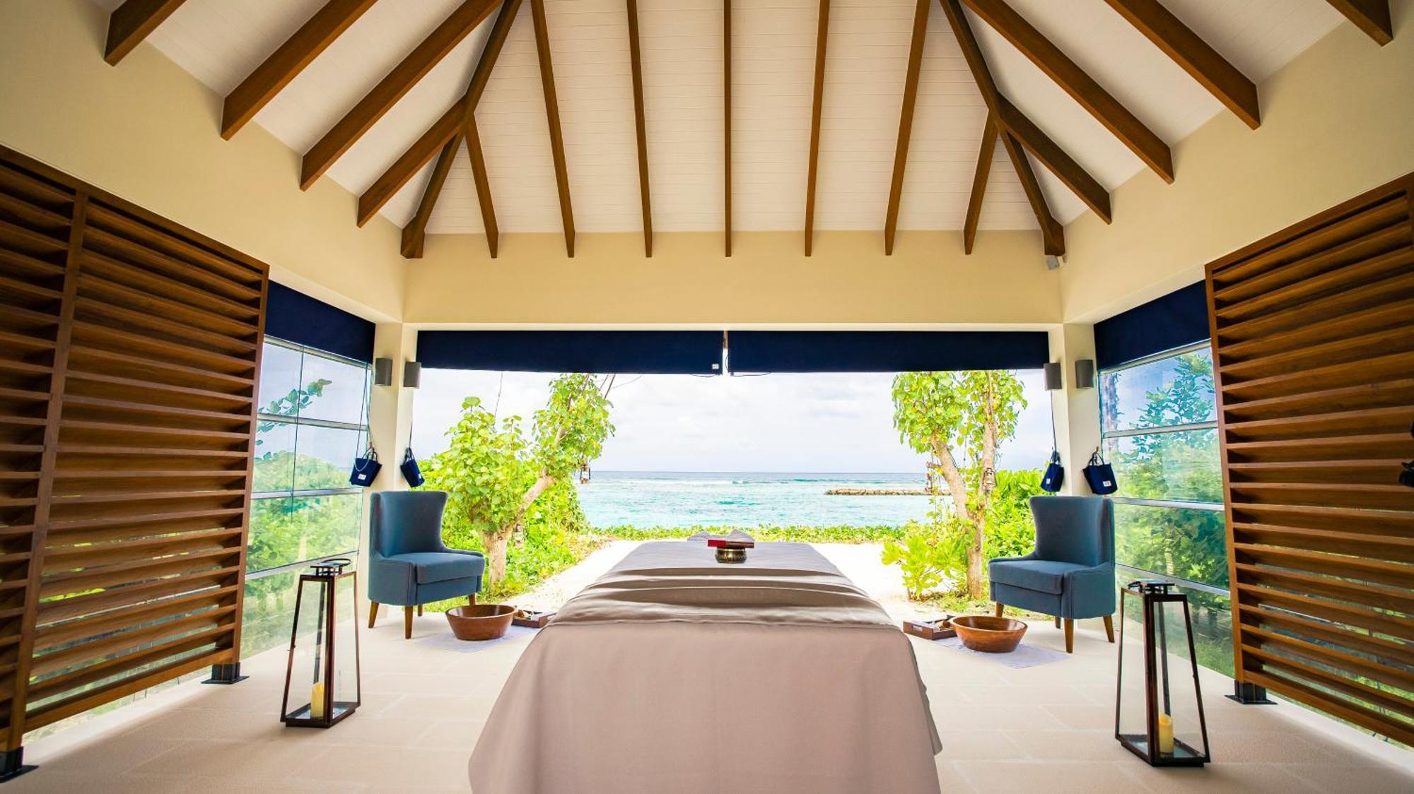 מאלה Joy Island Maldives All Inclusive Resort מראה חיצוני תמונה