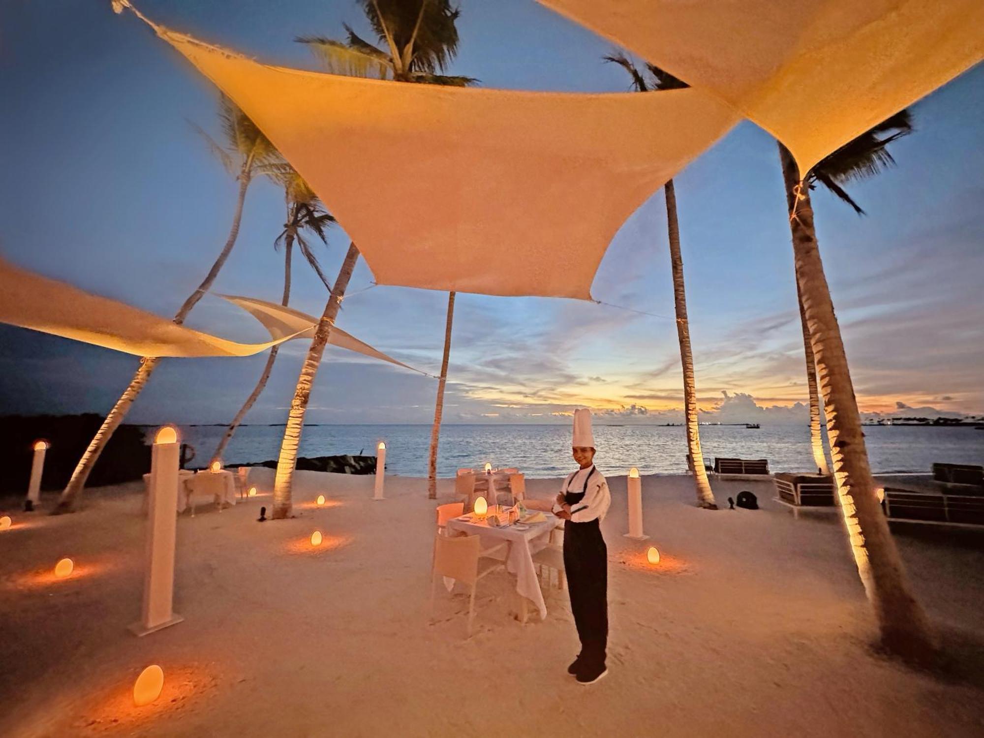 מאלה Joy Island Maldives All Inclusive Resort מראה חיצוני תמונה